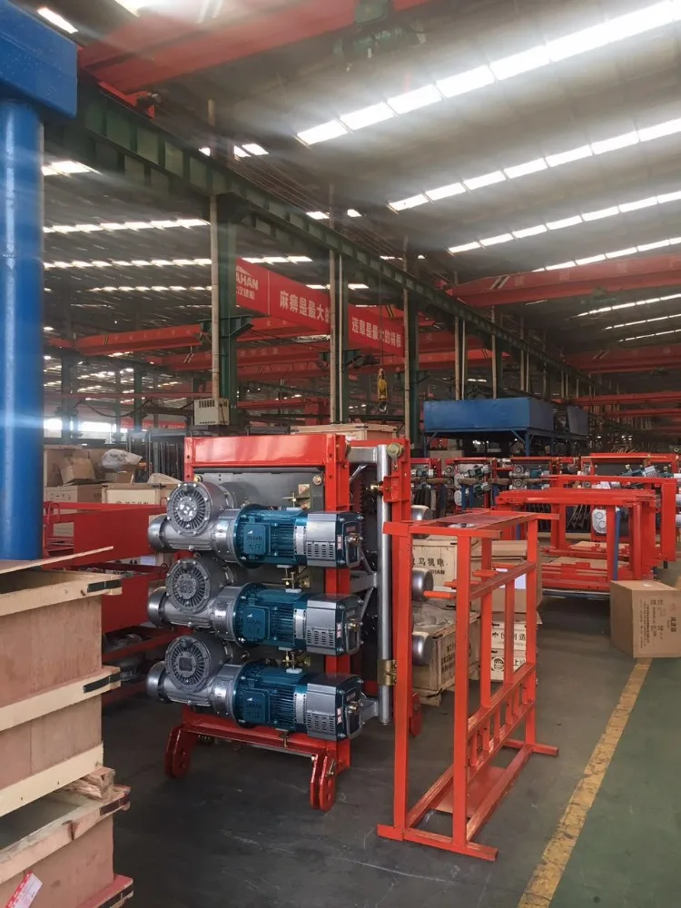 Frequency conversion control construction lift hoist.