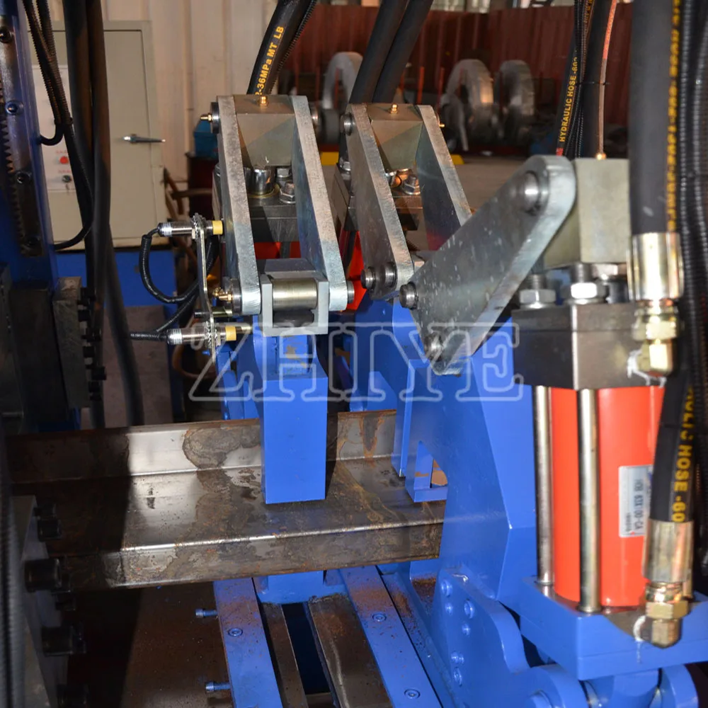 Quick Exchangeable C & Z Purlin Roll Forming Machine Auto Size Changeable C Z Purlin Machine C Prulin Making machine