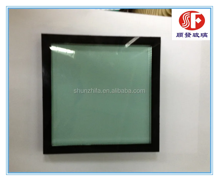 
 Полые стекла  