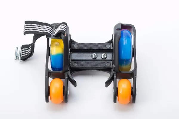 
Size adjustable outdoor kids toy four wheel children flashing roller skate 