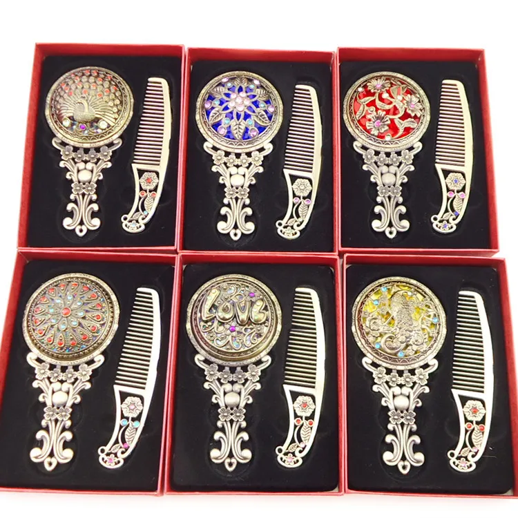 Wholesale Promotion Gift Handheld Bronze Hollow Out Cosmetic Makeup Decorative Comb Mirror Set