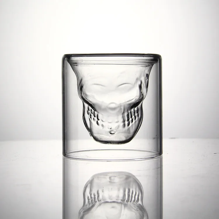 Skull Shape Borosilicate Glass Crystal Magic Whiskey Decanter Set with 2 Cups