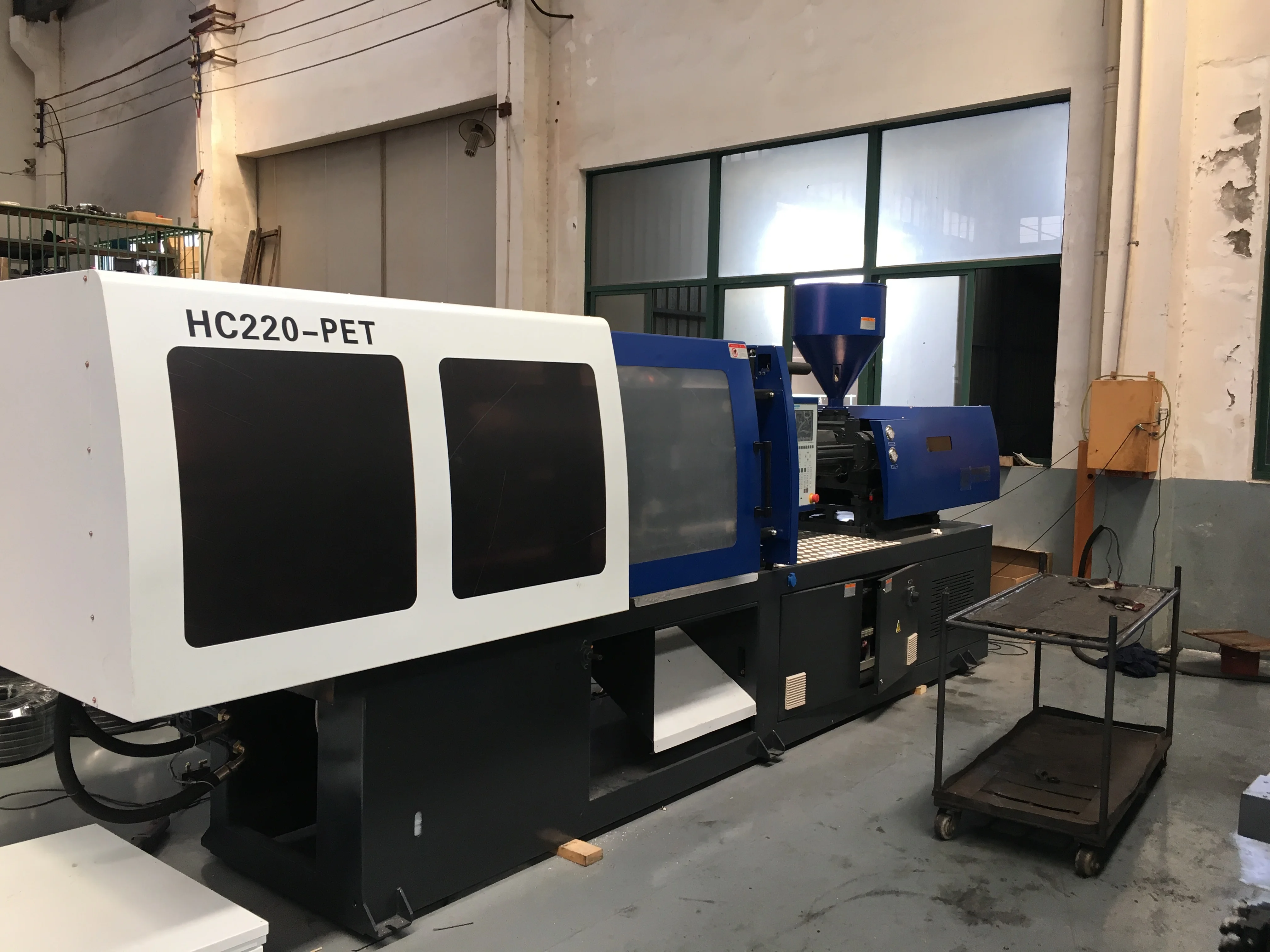 Haichen solid quality HCS220-pet long life pet preform making injection molding machine price