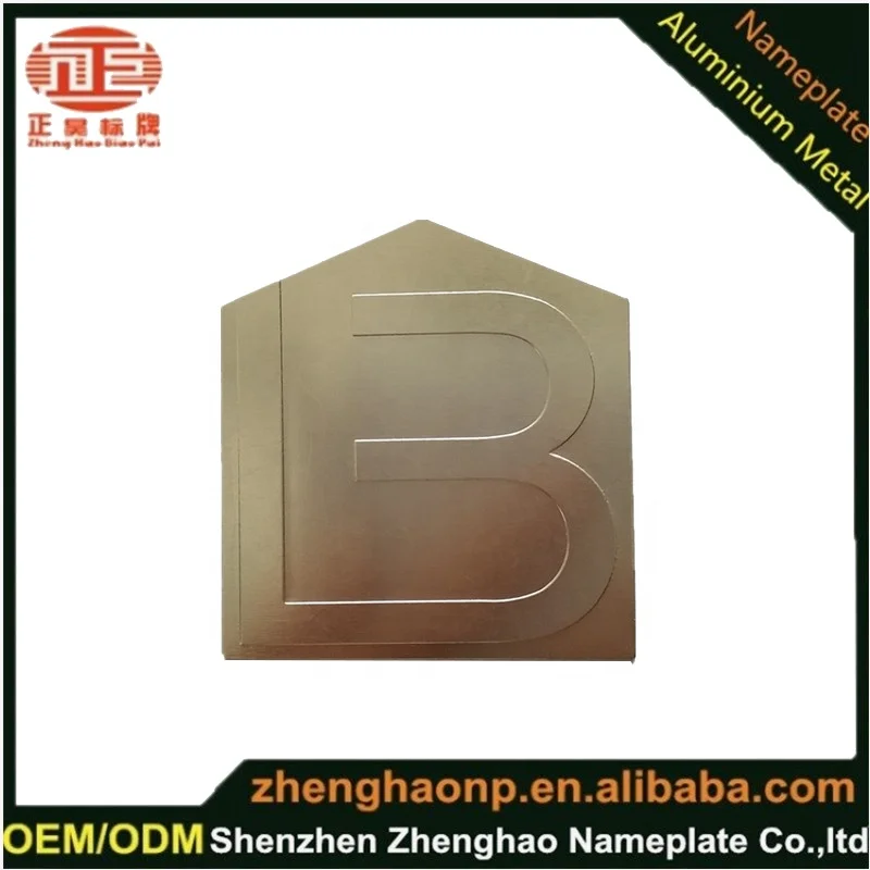 
High quality fashion personalized metal nameplate custom painted aluminum embossed nameplate 