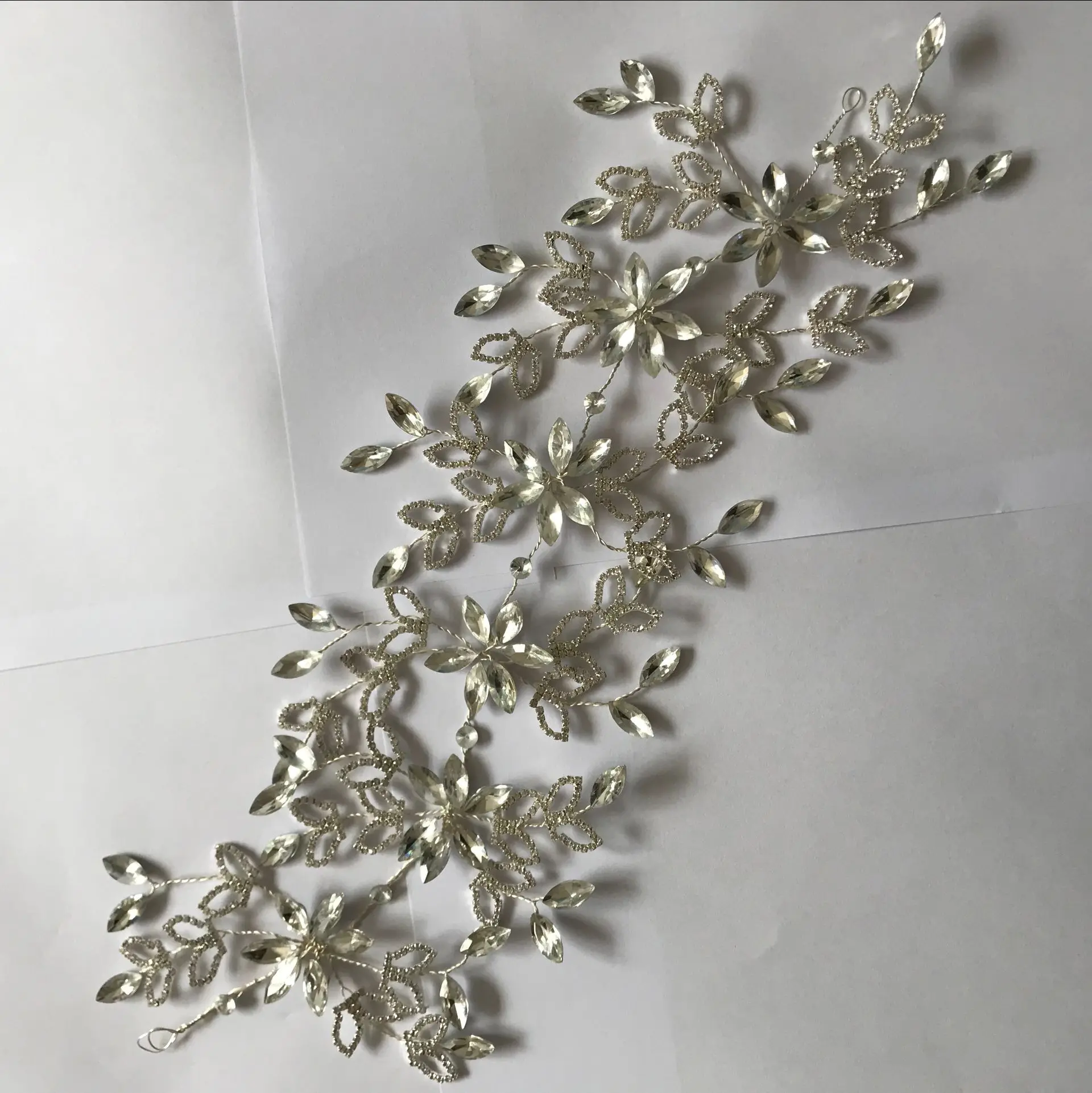 Customize New Style Handmade Luxury High-end Rhinestones Gorgeous Sparkle Bridal Prom Princess Wedding Crown Tiara