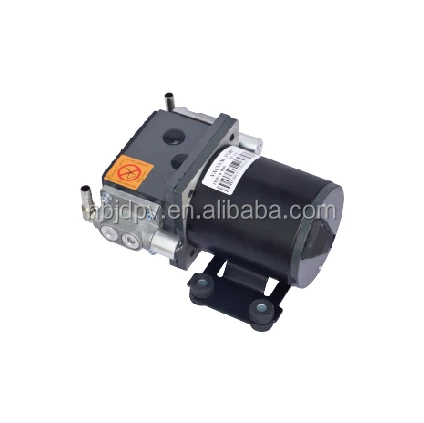 Electric car brake booster system vacuum pump
