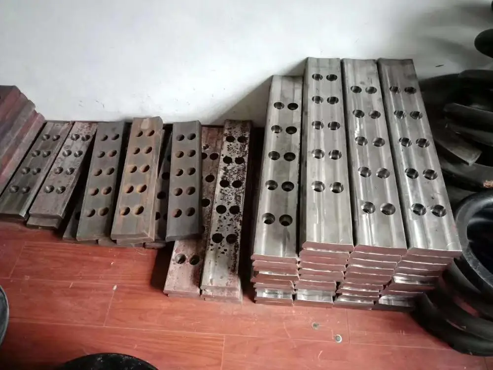 High strength and toughness damping spring