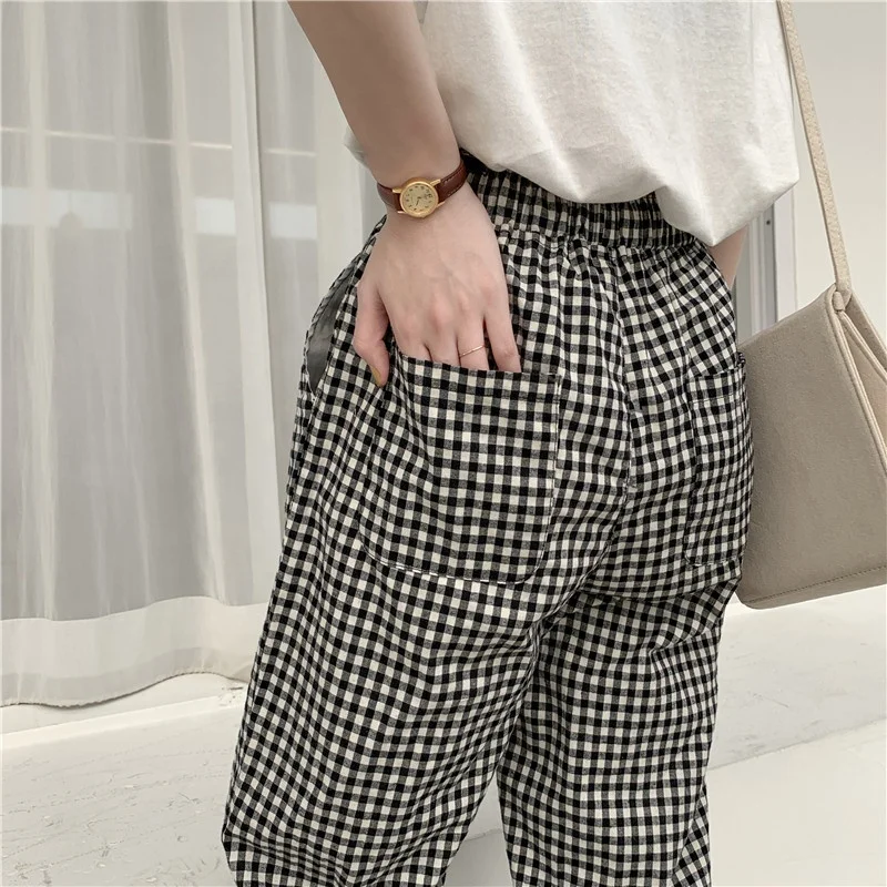 Factory Wholesale Women Regular Fit Pants Cotton Trousers Ankle Length Capri Pants Plaid Pattern