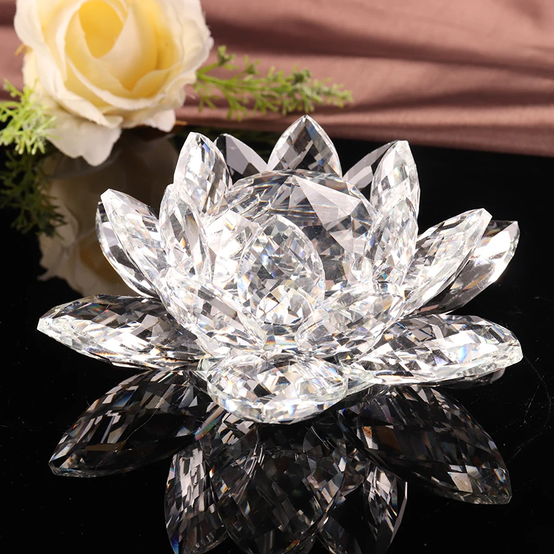 Beautiful crystal Lotus Artificial Flowers Heavy Industry carved high quality crystal glass for home decoration