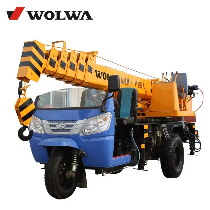 truck crane three wheel 3 ton tricycle crane diesel engine
