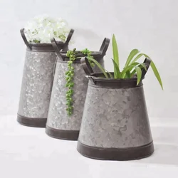 Home Decoration Small Rustic Vintage Farmhouse Garden Metal Tin Flower Pot,Handmade Metal Planter Pot,Metal Planter Wholesale