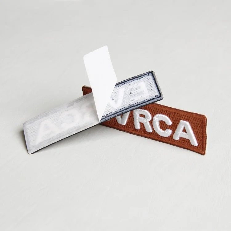 3D Embroidered Labels Hot Melt Adhesive Embroidery Patches for Waist-length Hood Jacket