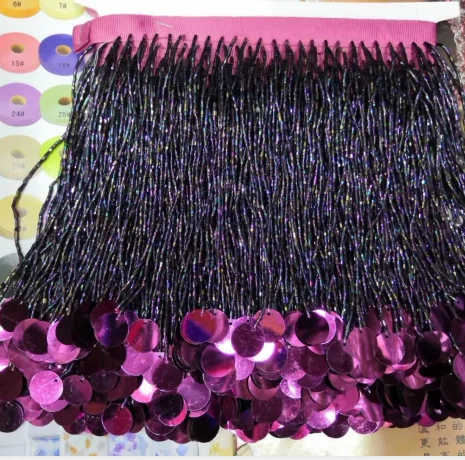 Украшение для костюма из бисера и стекла с блестками