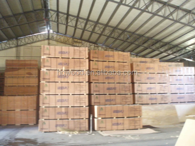 Фанера из строительной пленки хорошего качества коричневого цвета толщиной 18 мм