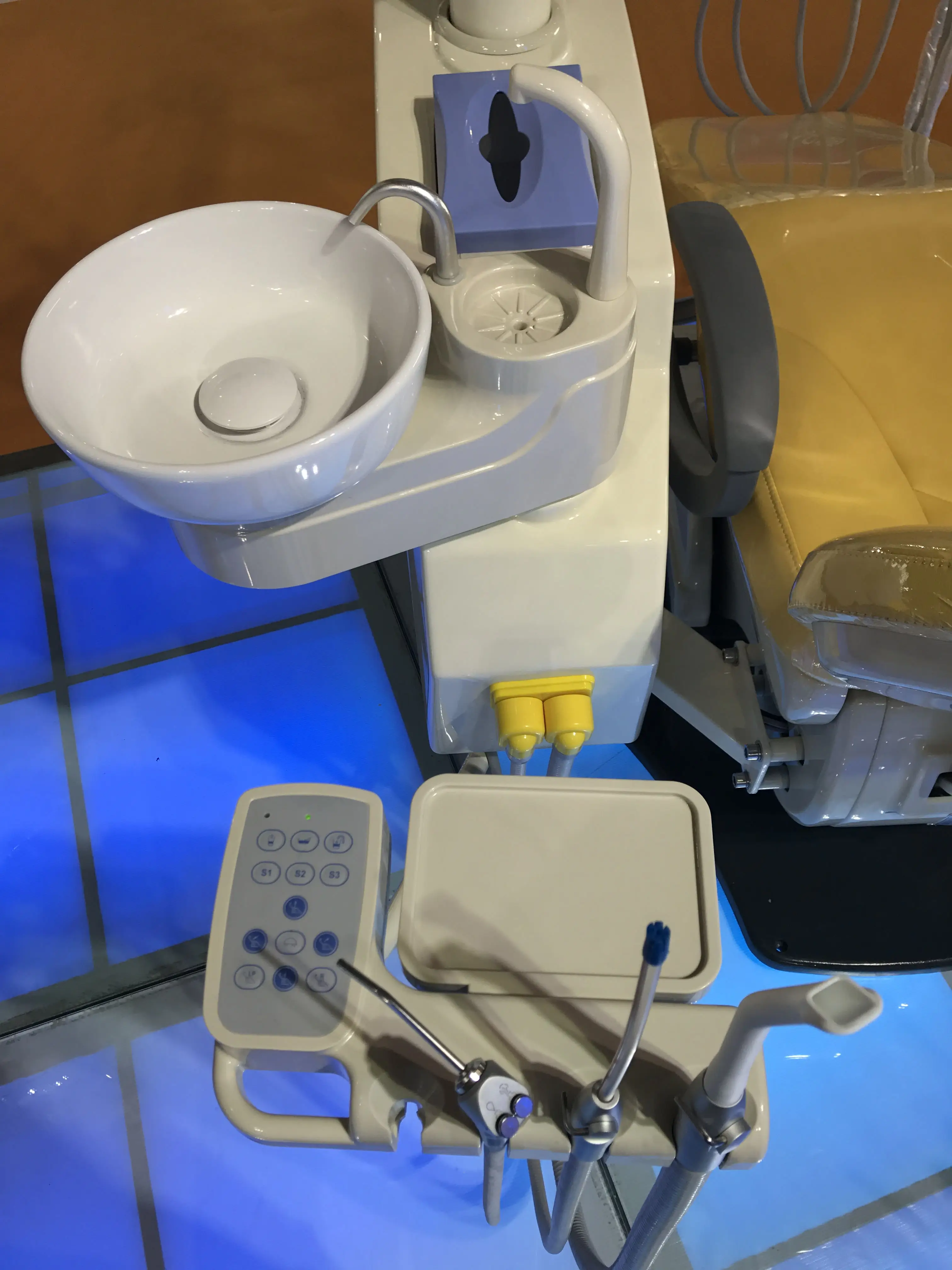 High Quality Dental Chair KJ-916 Hot Sale