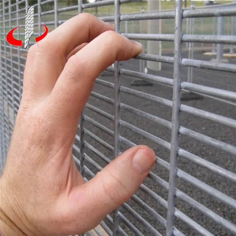 2017 High Quality Eco-Friendly Waterproof Galvanized Anti-Climb Fence