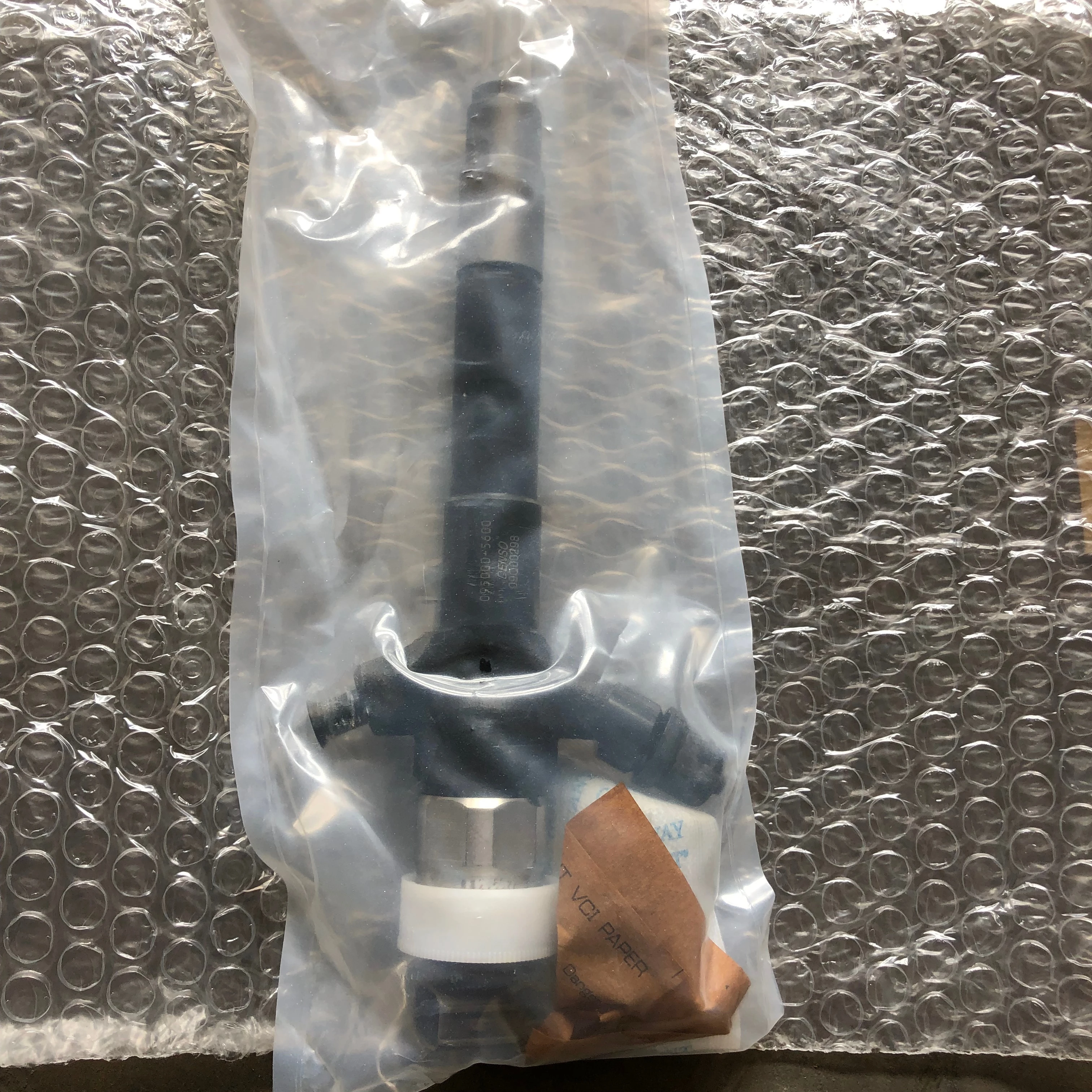 Diesel vehicle common rail fuel injector 095000-5600 for sale
