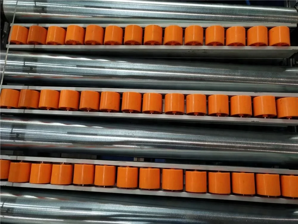 Metal frame skate wheel track roller flow conveyor