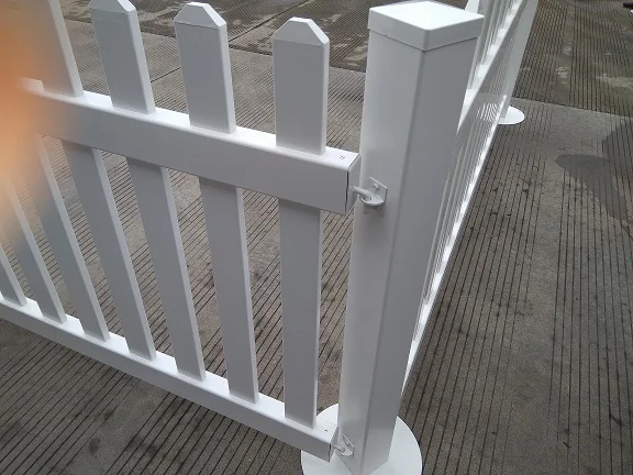 high quality white plastic pvc removable picket temporary fence