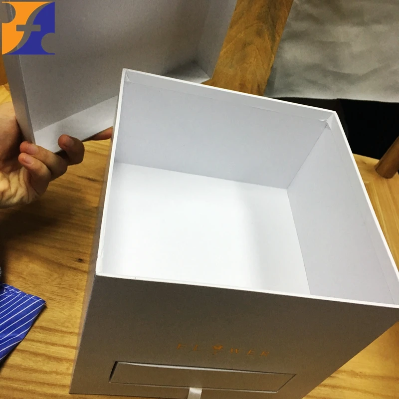 Wholesale cajas de carton para regalos paper bag design flower bouquet square design paper luxury flower gift packaging box