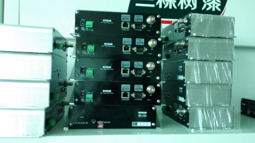 Smart Wireless Magnetometer for traffic light and management system
