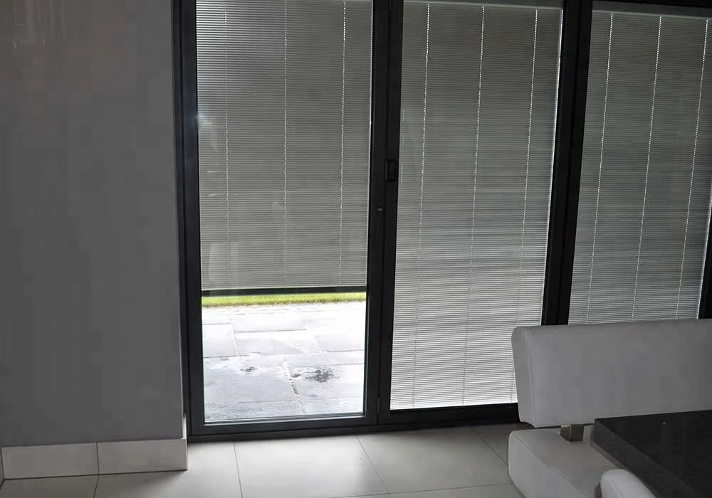 Arched Double Glazed Windows With Micro Blinds Inside Aluminum