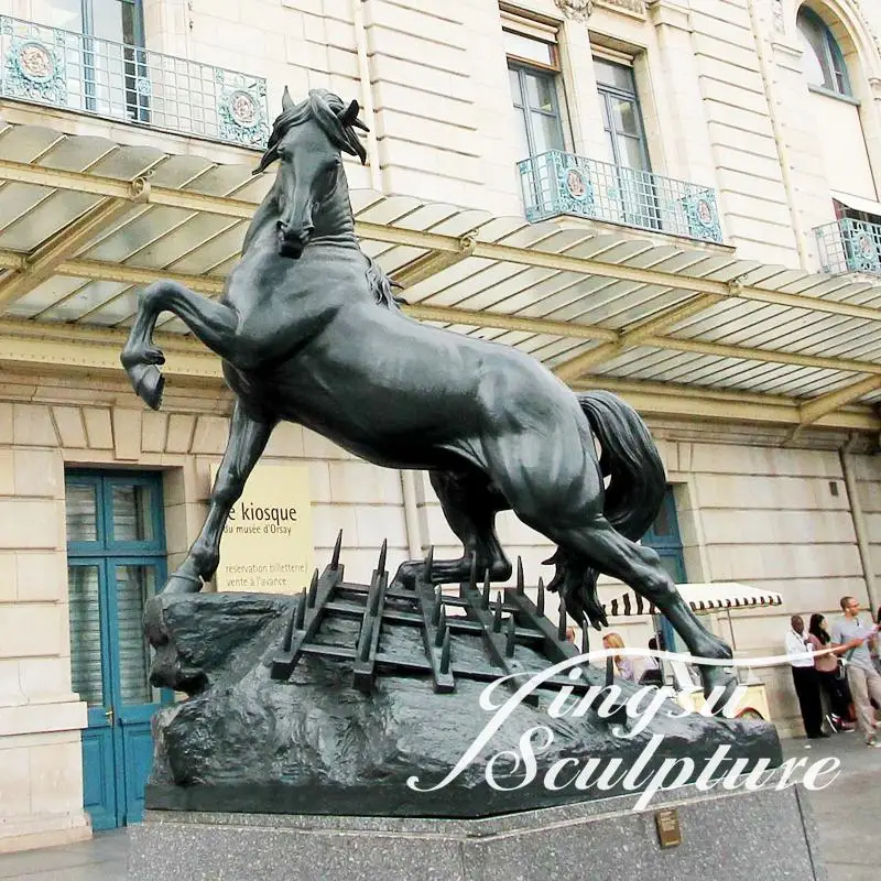 Professional horse head statue london