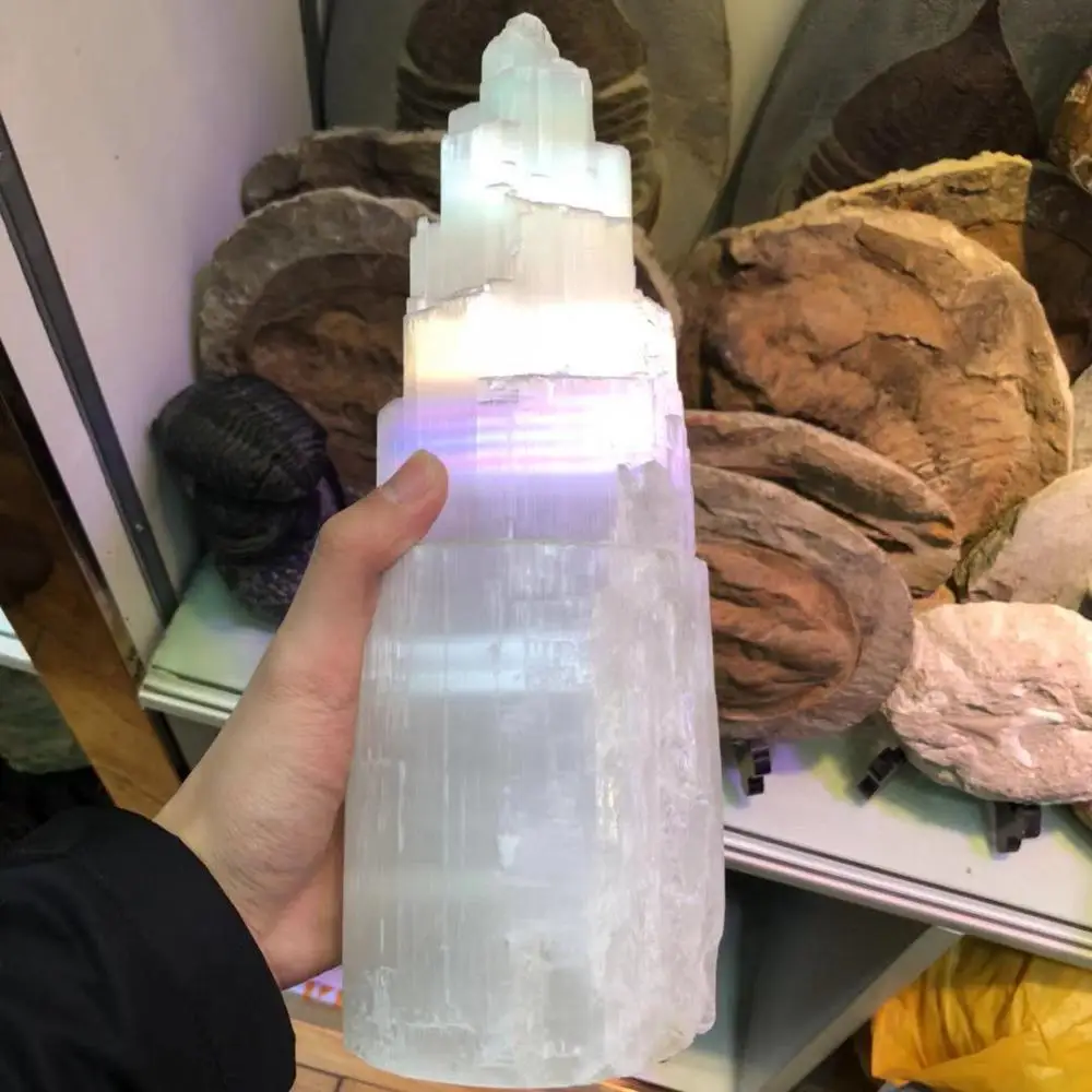 Wholesale crystal stone raw Healing geode stone Selenite Tower Lamps crystal statue 6-40cm for Home Decoration
