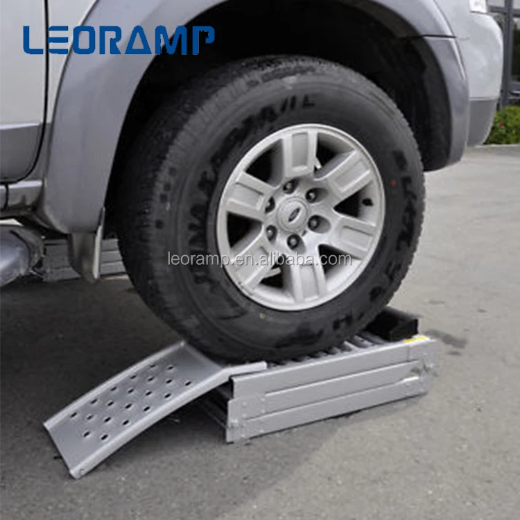 
Hot sale customized portable aluminum car ramp for van 