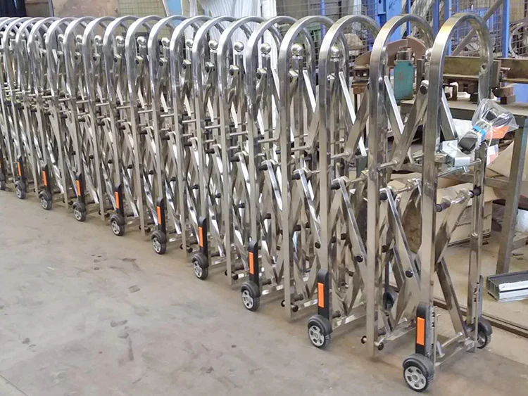 CXHA Строительная безопасная металлическая передвижная Баррикада длиной под заказ, расширяемая дорожная Баррикада из нержавеющей стали