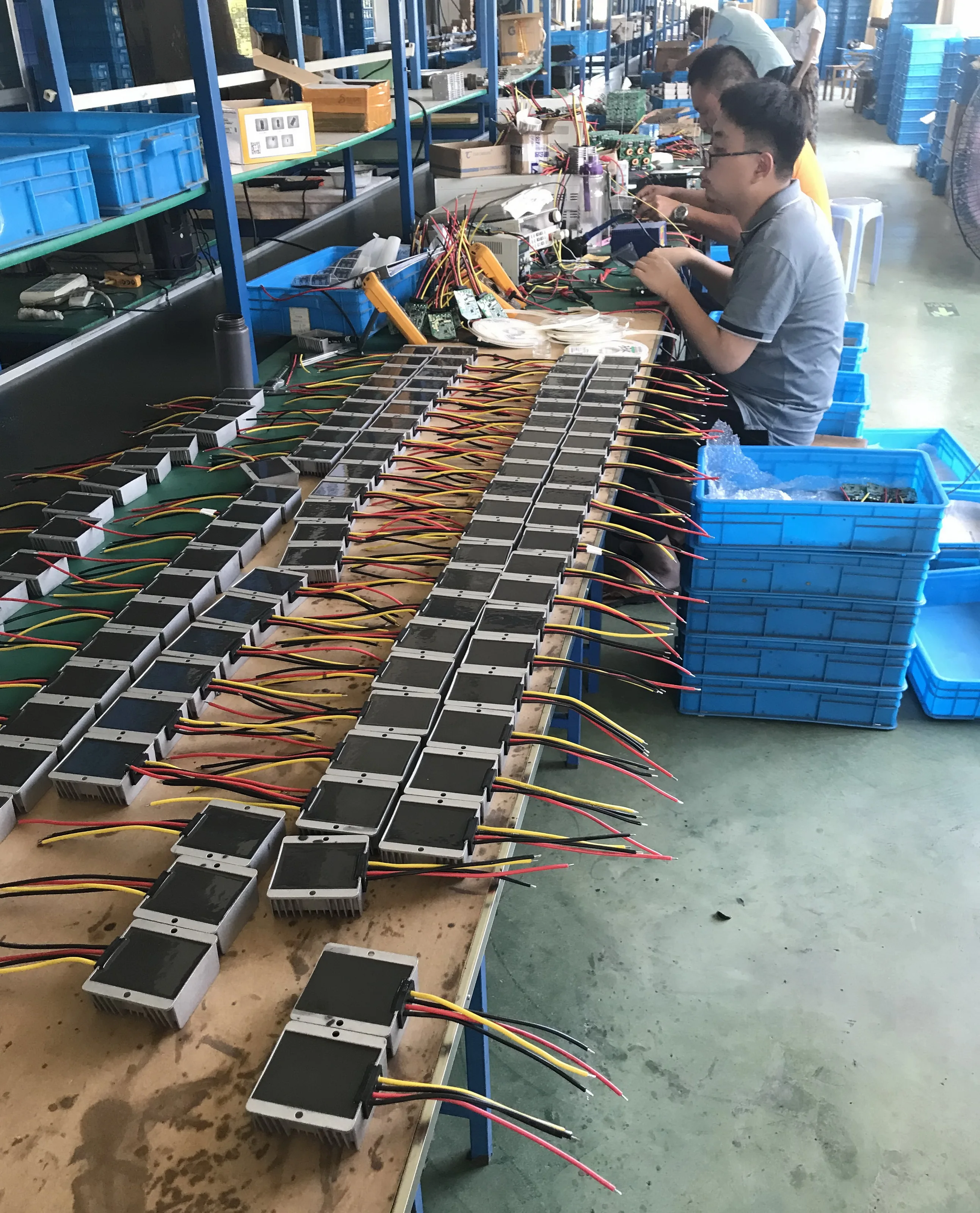 
14.6V MPPT SOLAR CHARGE CONTROLLER 150W MPPT SOLAR CHARGER 99% SOLAR BATTERY CHARGE CONTROLLER NORMALLY OPEN WS-M150-14.6V 