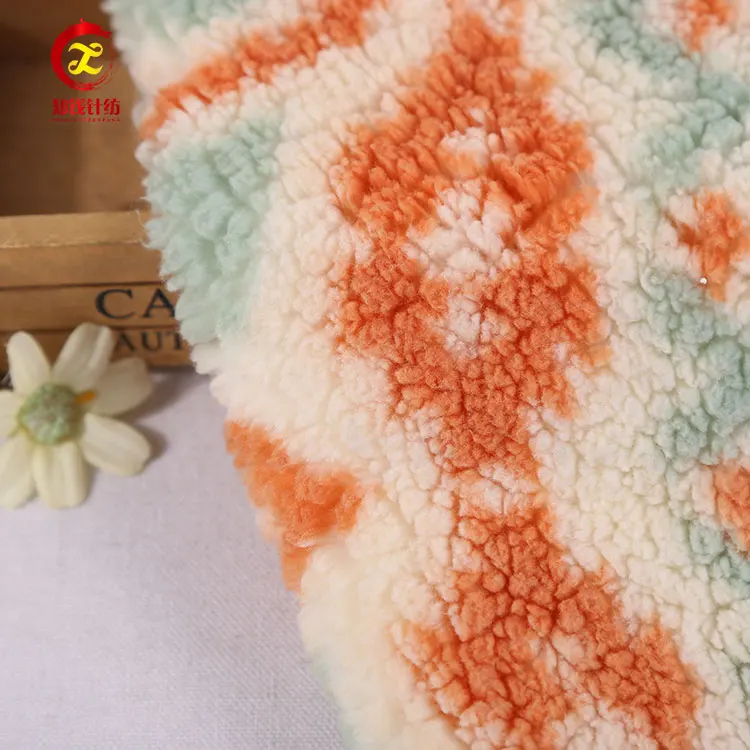 Manufacturer polyester custom print sherpa fleece fabric for garment