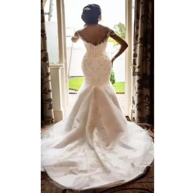 White Wedding Dress Lace Up Back Vestidos De Noiva Sheer Neck Mermaid Long Sleeves Bridal Gowns dresses