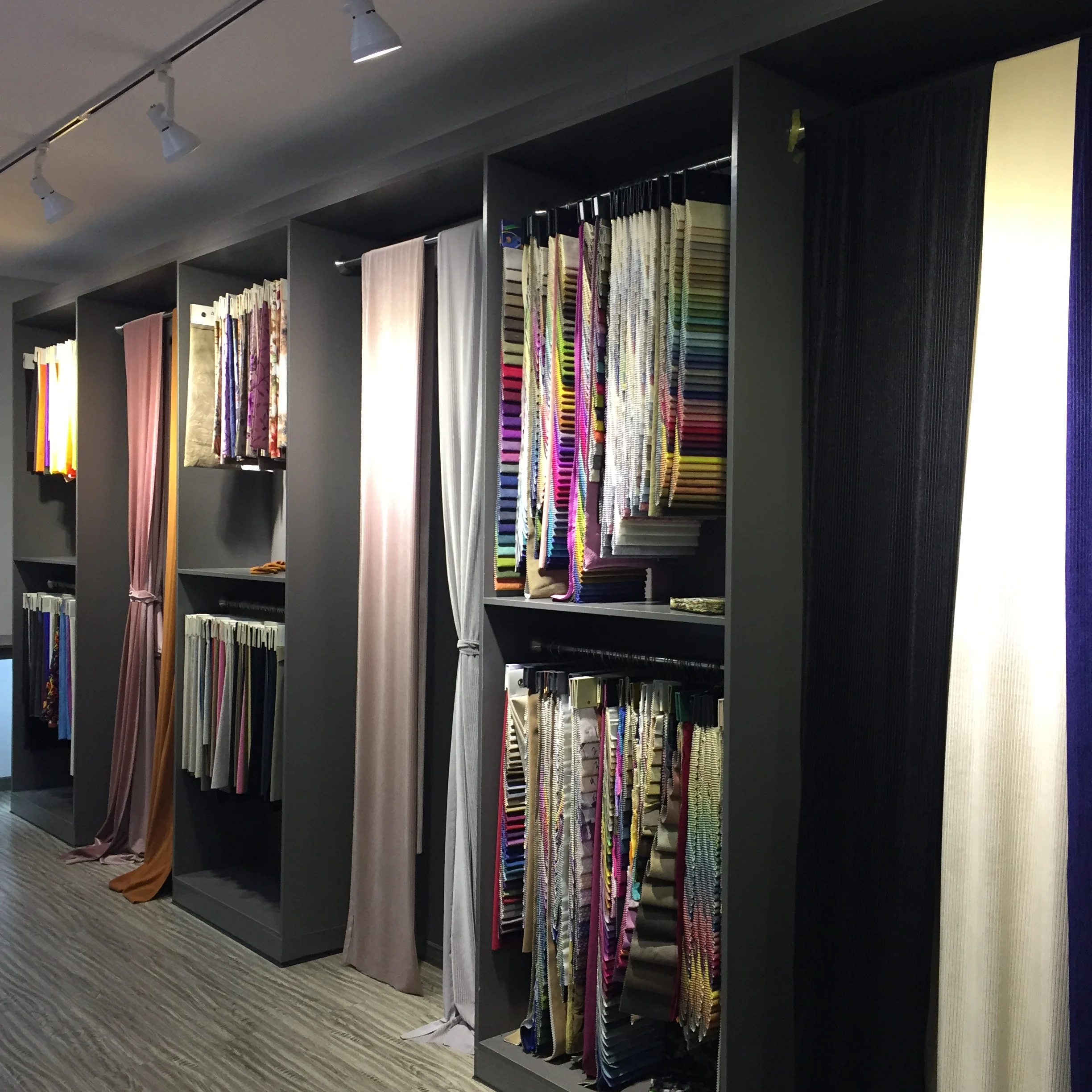 
Factory sale 100% Polyester Holland velvet fabric upholstery velvet fabric for curtain fabric textile 