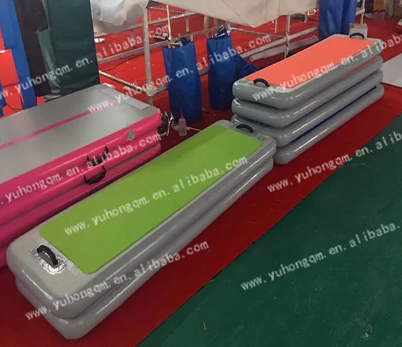 Gymnastics mats air track water floating air mat for sale