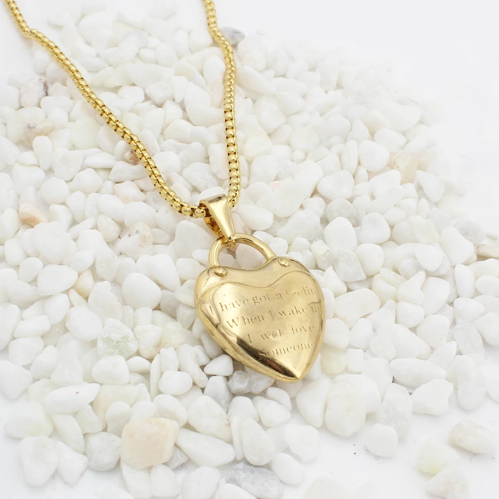 Saudi Gold Jewelry Designs 2018 Stainless Steel Dainty Engrave Word Logo Heart Lock False Two Piece Beautiful Girls Necklace