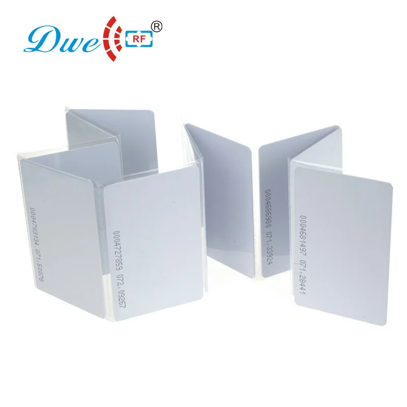 Недорогой Белый глянцевый ПВХ 125 кГц TK4100 контроль доступа бесконтактный считыватель RFID EMID-карта для игрового удостоверения