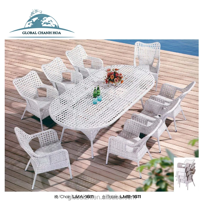 Restaurant Seater French Outdoor/home Furniture Wicker Dining Tables and Chairs Garden Plastic Rattan Furniture