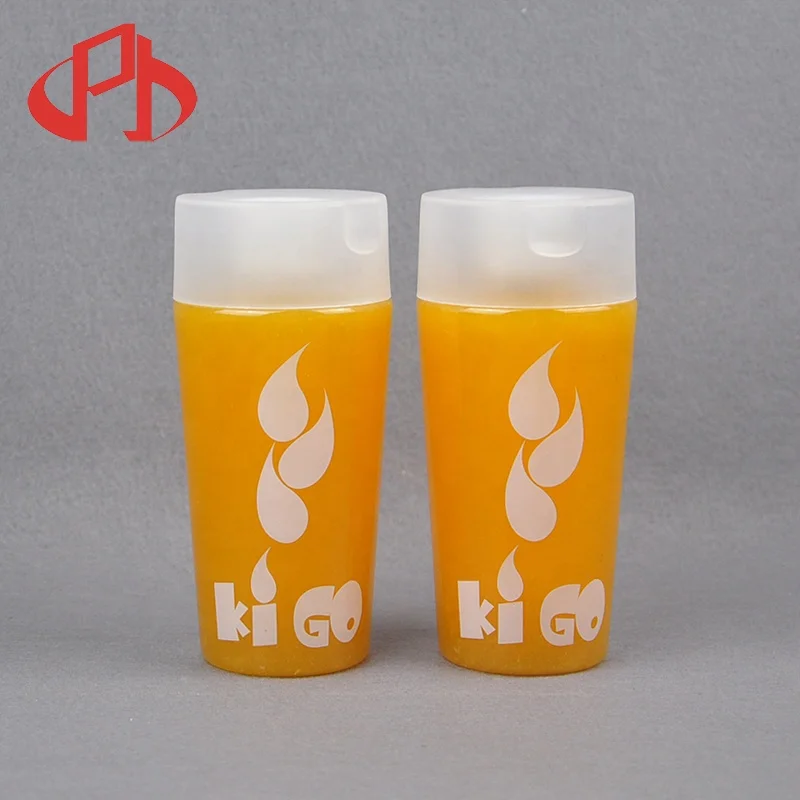 Empty plastic biodegradable drink juice bottle 350ml PET plastic beverage drinking water bottles with rope gift cups