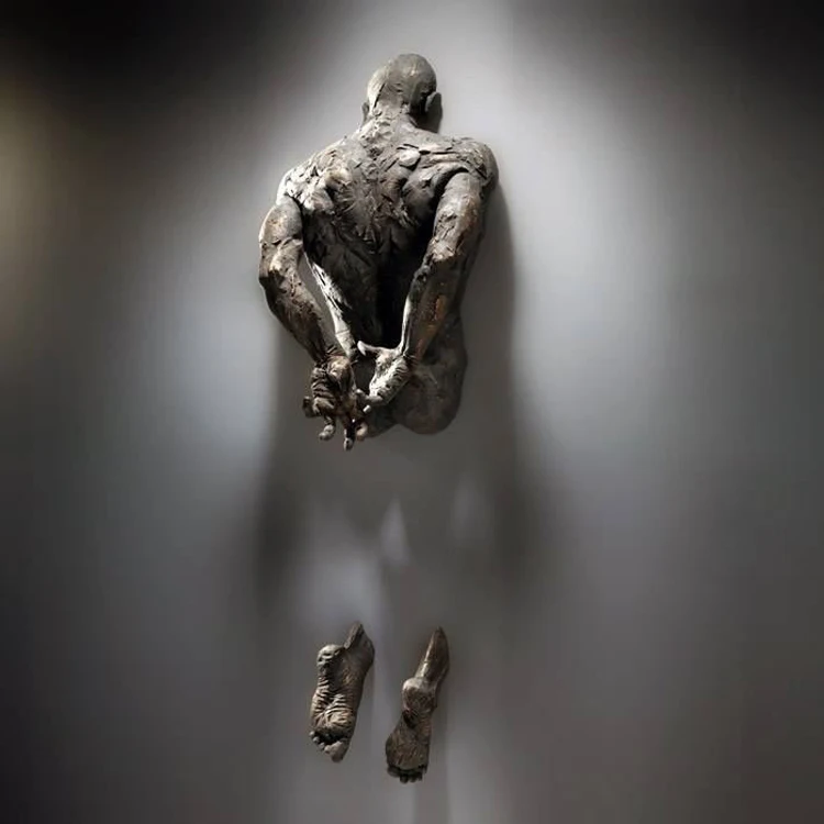 Hot sale antique sculpture on wall art bronze Matteo Pugliese statue