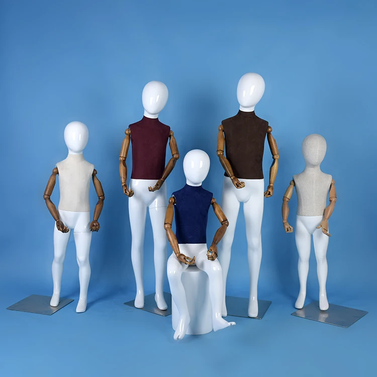 More Than 8 Years Old Matte black FRP Kids Mannequin Male Price