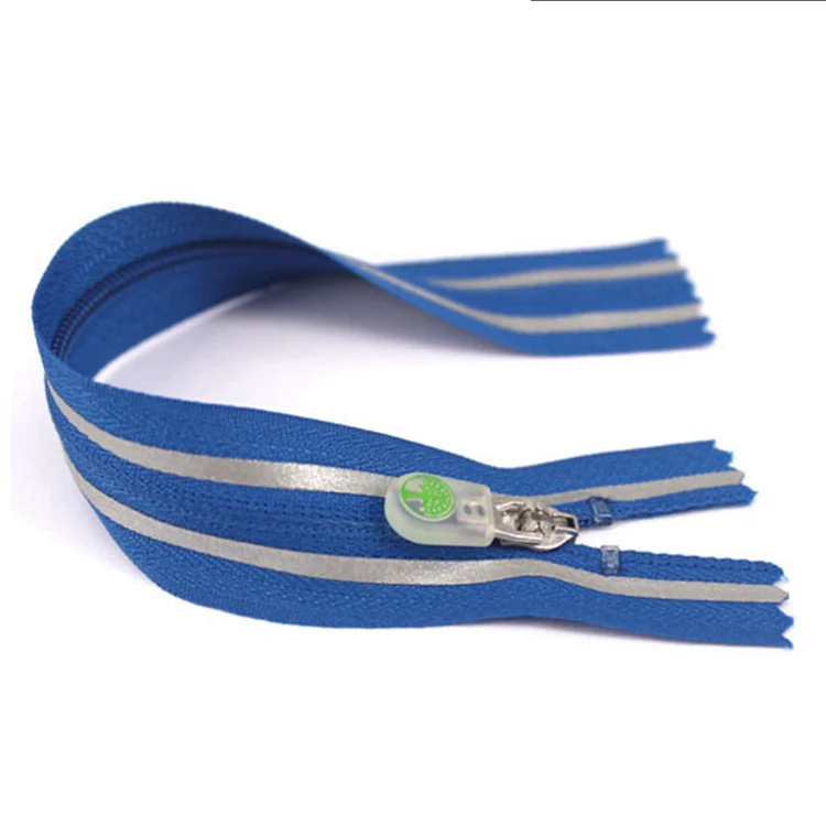 Customized Size Auto Lock Open End Garment Reflective Teeth Nylon Tape Zip Zipper