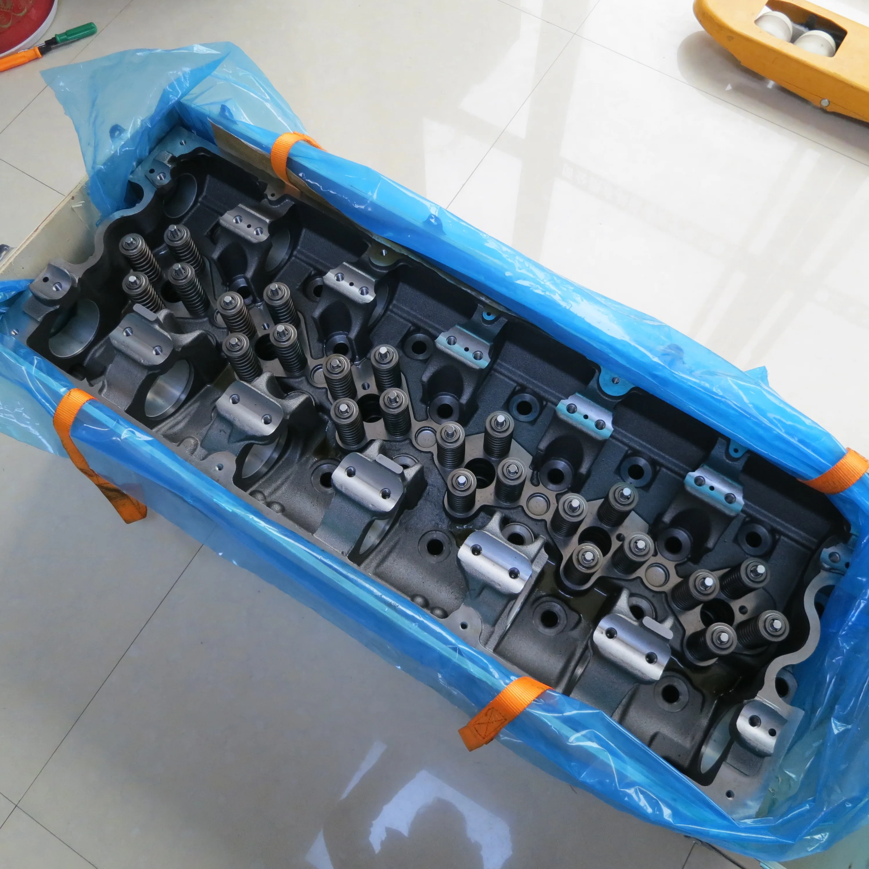 Лидер продаж детали дизельного двигателя X15 ISX15 QSX15 головка цилиндра в сборе 4962731 5413782 4331387 4962732 3683986