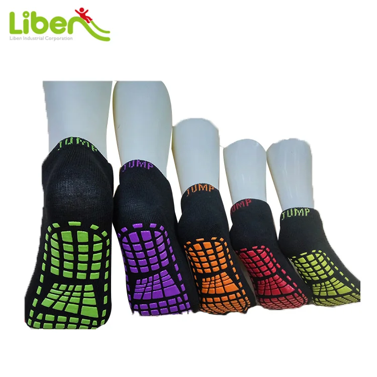 Custom Child Yoga Sock Manufacturer Kids Trampoline Sock