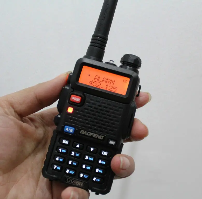 Рация двухдиапазонная Baofeng UV-5R