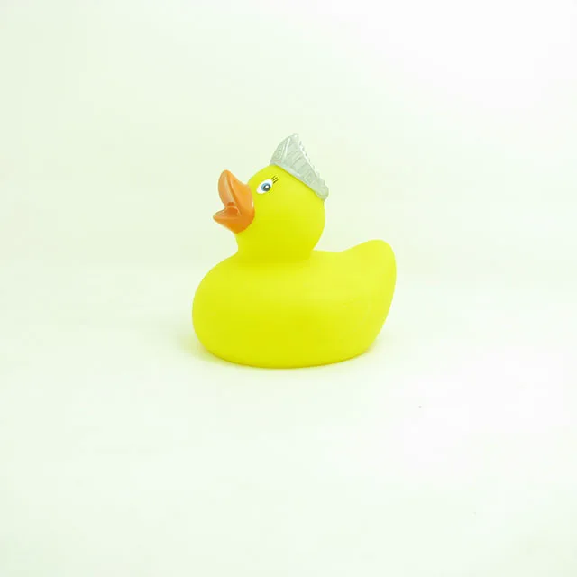 Hot Promotional Gift Bath Toys Fairy Tales Vinyl Royal Princess Queen Yellow Rubber Duck Bath Toy for Kids