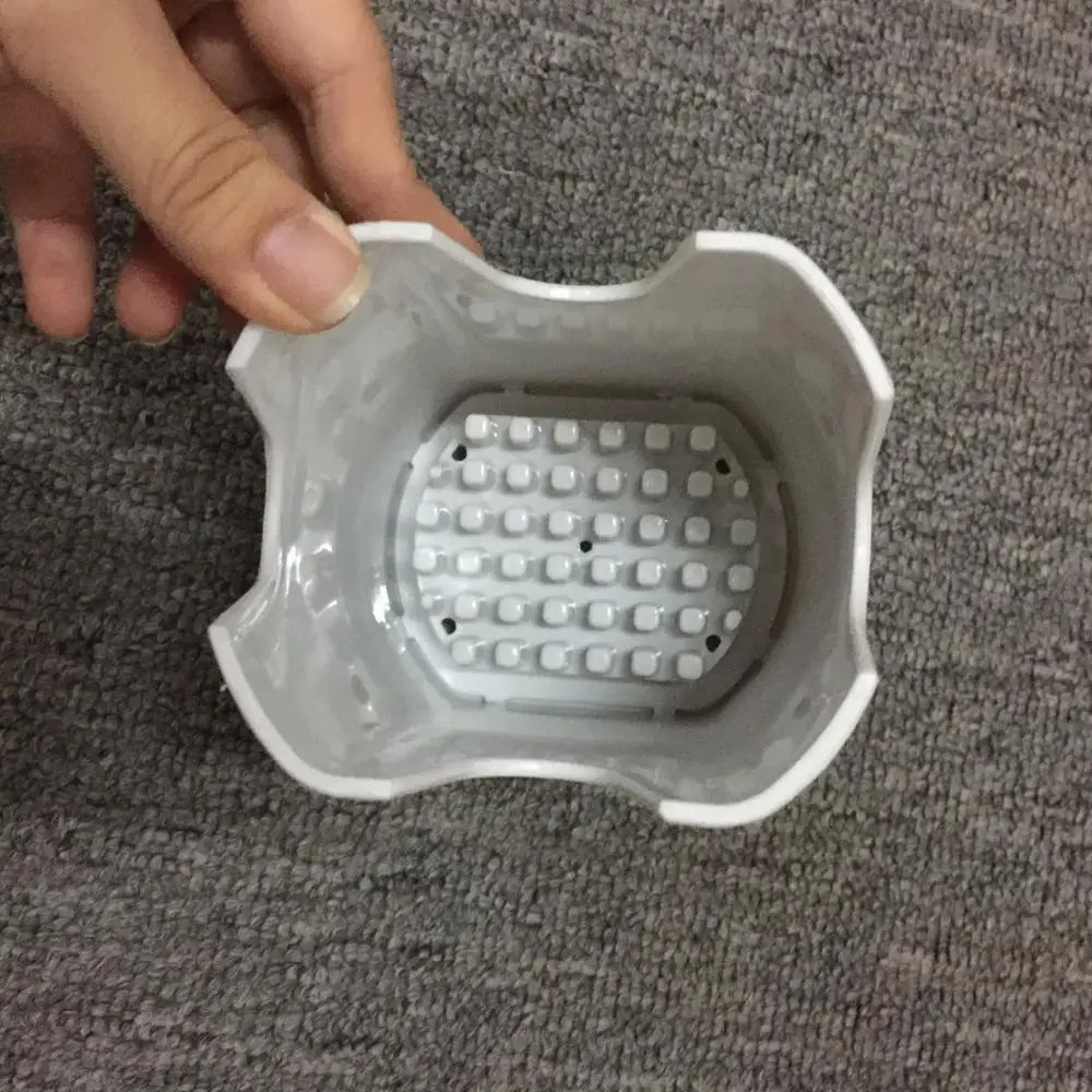 Сладкая морковь картофель чипов среза плита