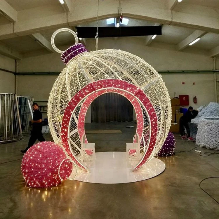 large christmas decoration Lighting Ball IP65 Rated LED Giant Walk through ornament Baubles Decorative Lighting for Landscape