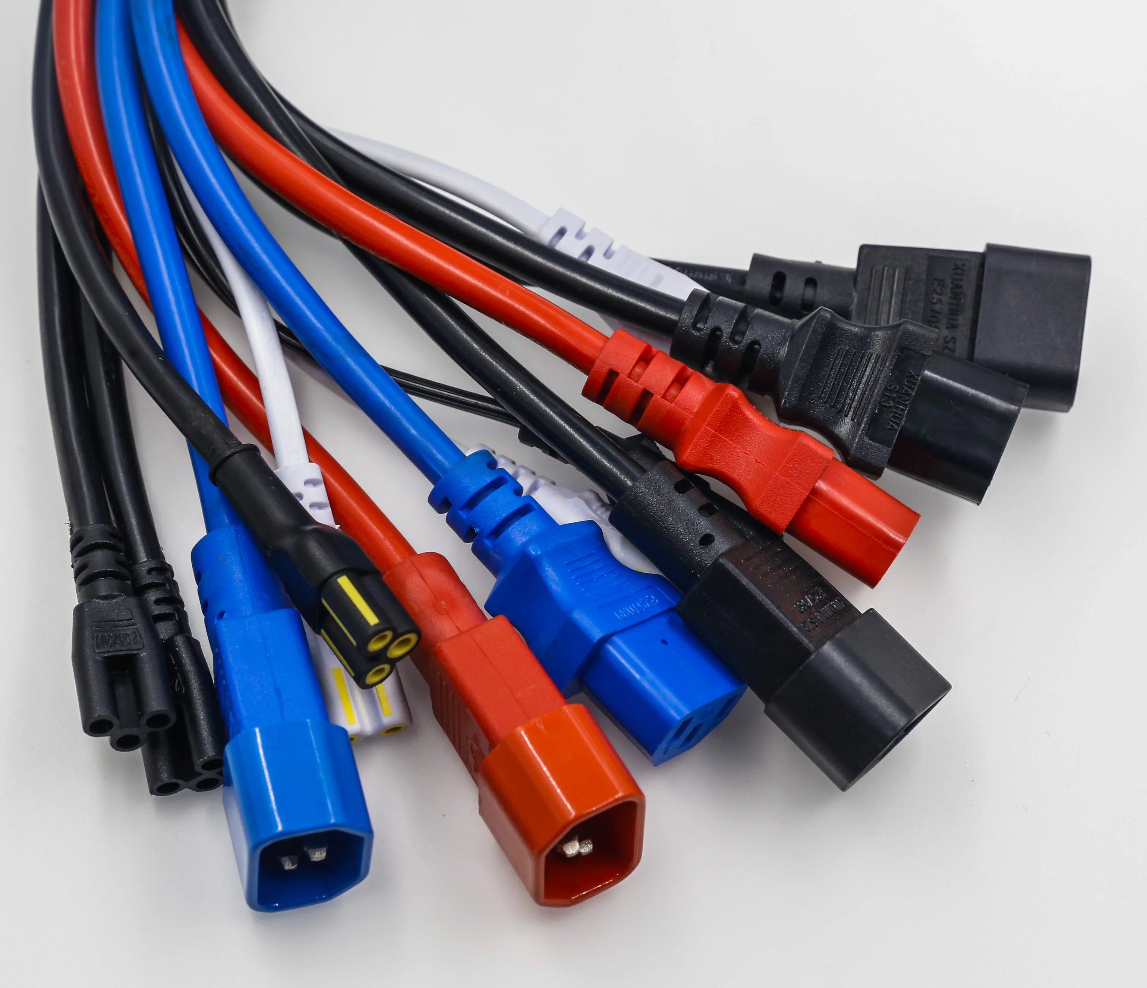 
CPU/PDU Power Cord - C14 to C13 - 10 Amp - 12 FT - Black 