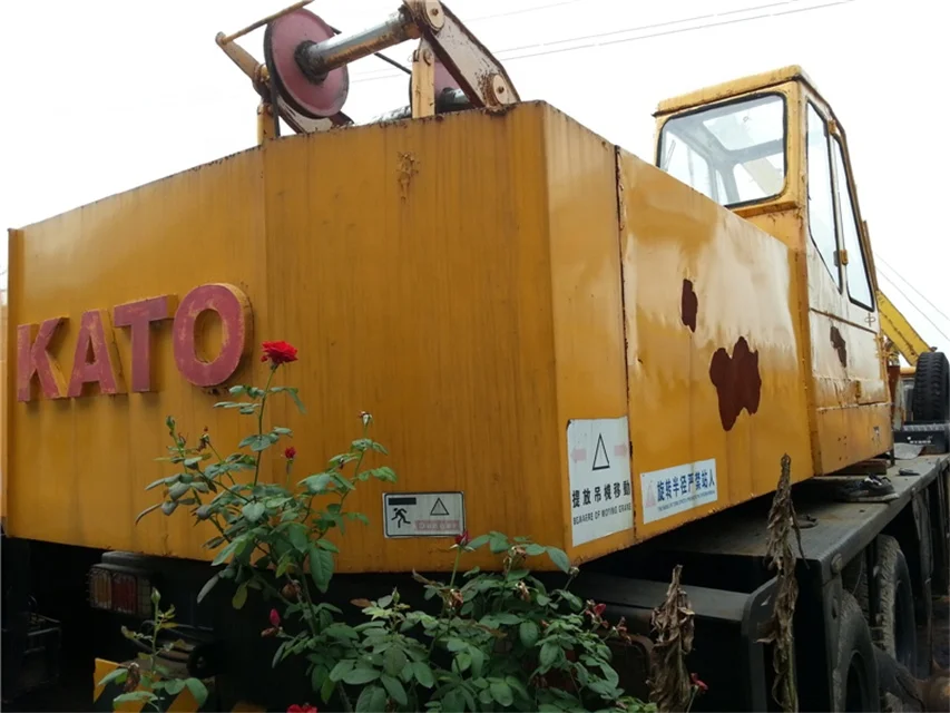 Used KATO KR-50H truck crane 50Ton  in negotiable price